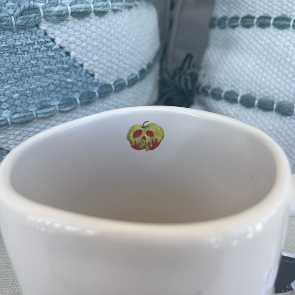 Rae Dunn Evil Queen Mug - Picture 3 of 3